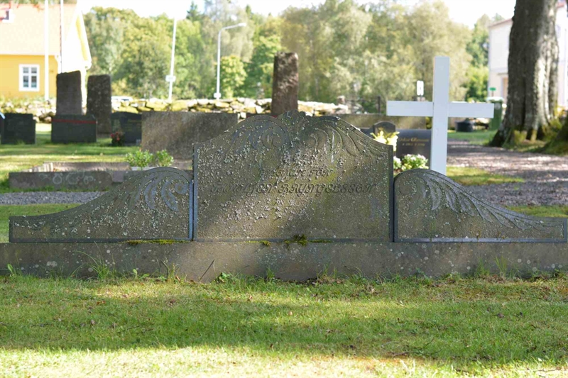 Grave number: 1 5    74