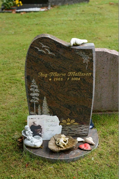 Grave number: 5 2   139-140