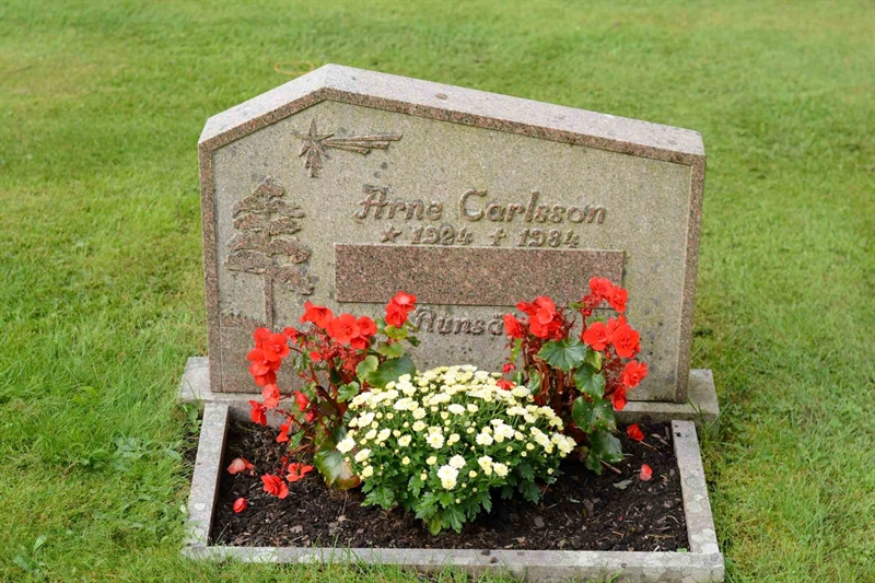 Grave number: 5 1   150-151