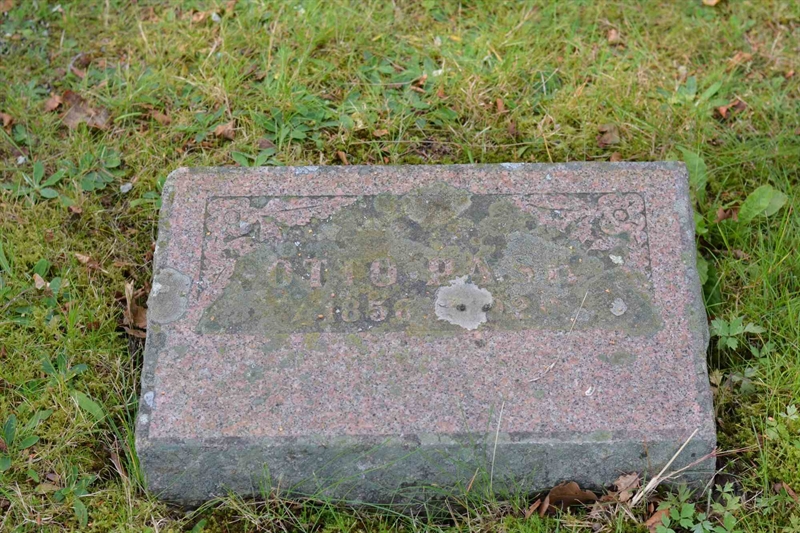 Grave number: 1 9    46
