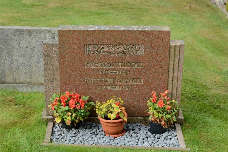 Grave number: 5 1   146-147