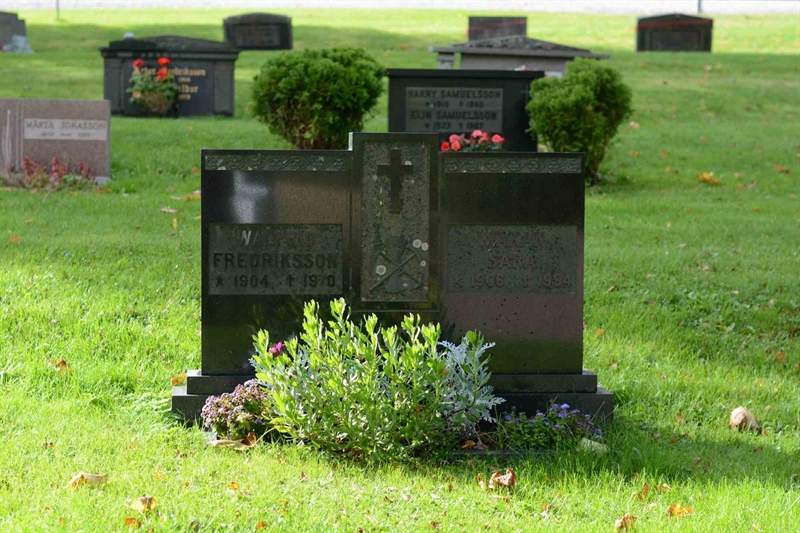 Grave number: 1 14    48-50