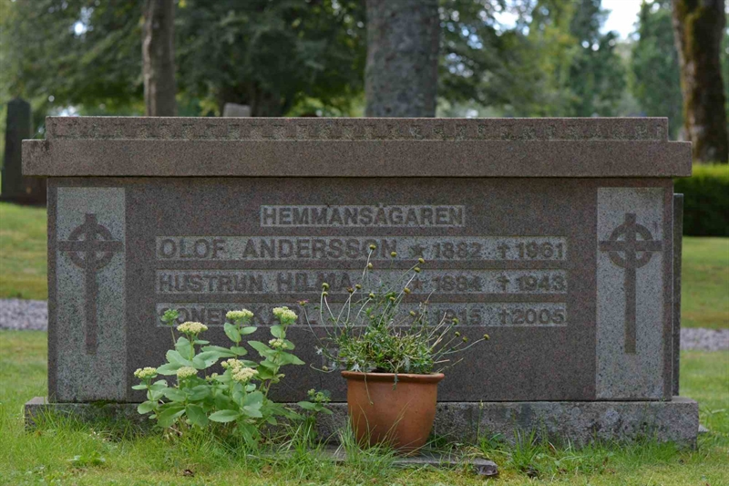 Grave number: 1 6   106