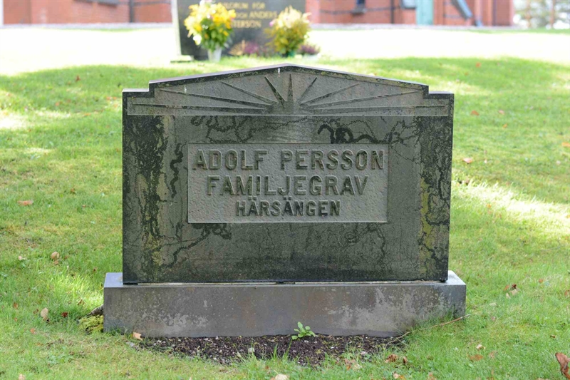 Grave number: 1 15   128-133