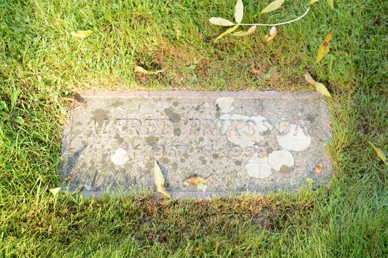 Grave number: 4 Kv.3    44