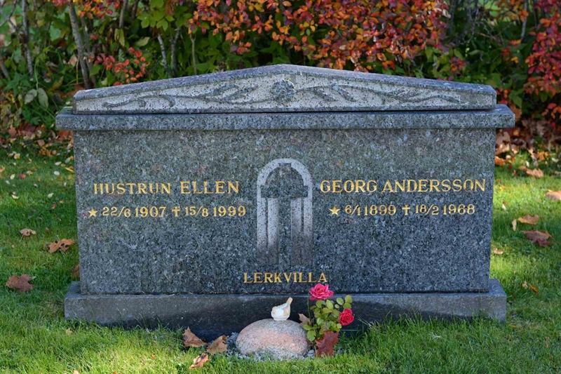 Grave number: 3 7   101-102