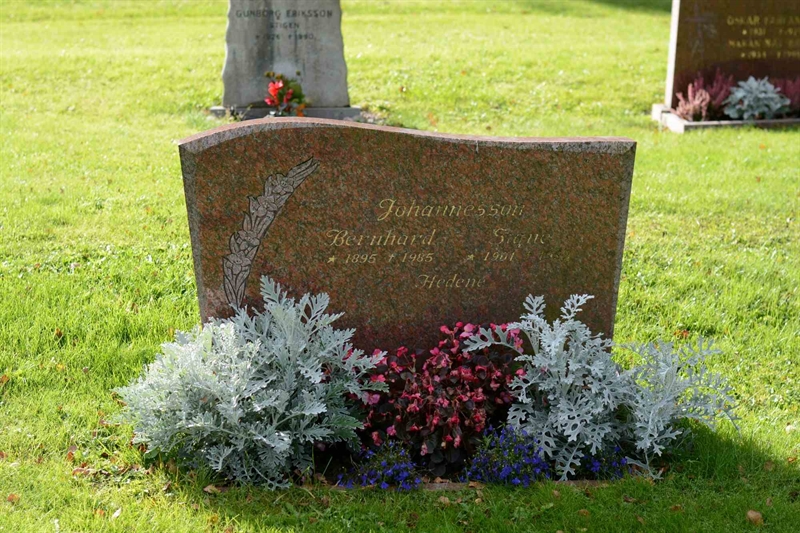 Grave number: 1 15    75-76