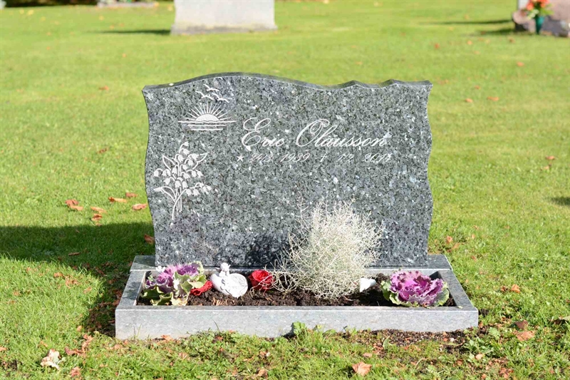 Grave number: 1 18   168-169