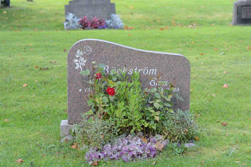 Grave number: 1 14    92-93