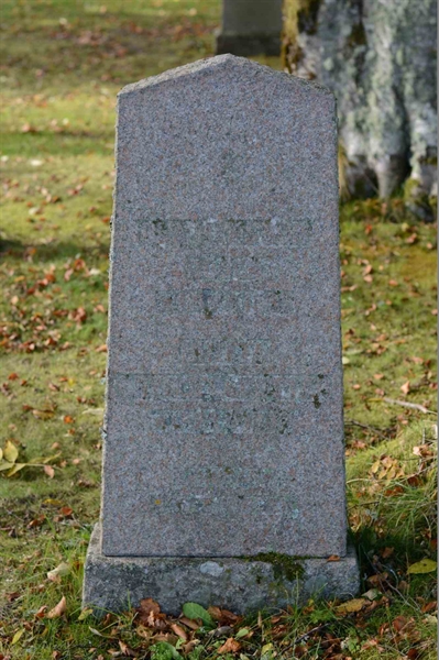 Grave number: 1 8    39