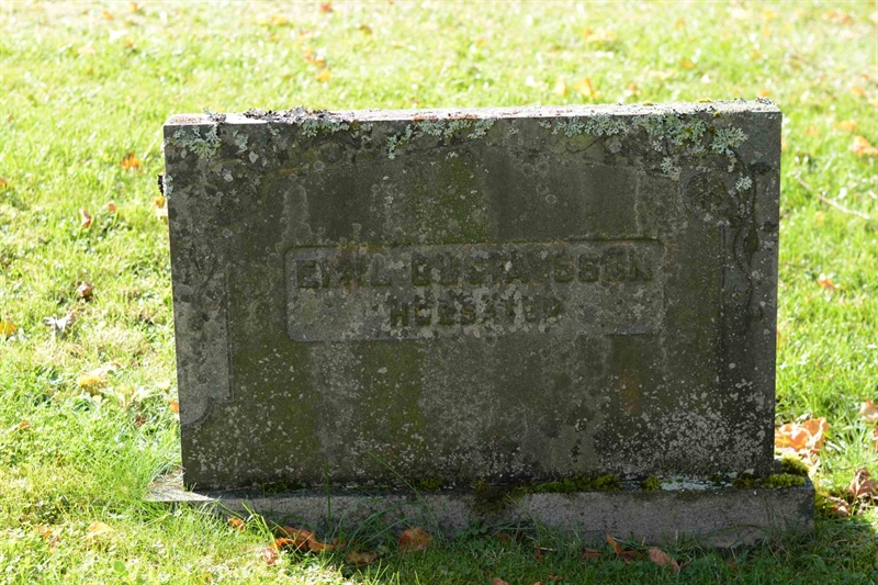Grave number: 1 14   120