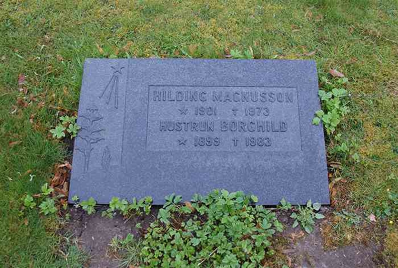 Grave number: 1 15   107-109