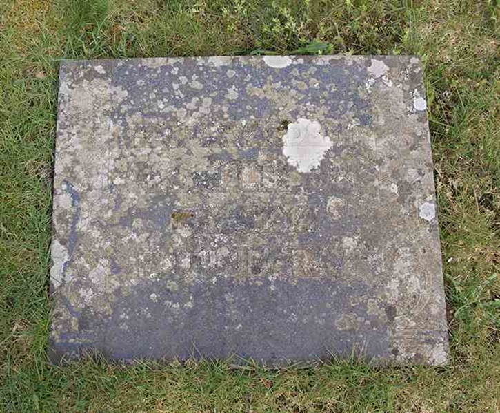 Grave number: 1 1    24