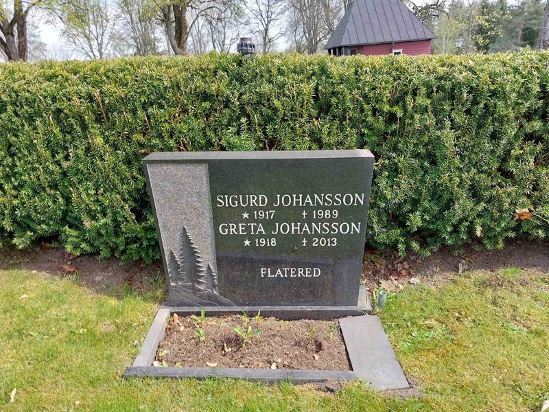 Grave number: HÖ 8   66, 67