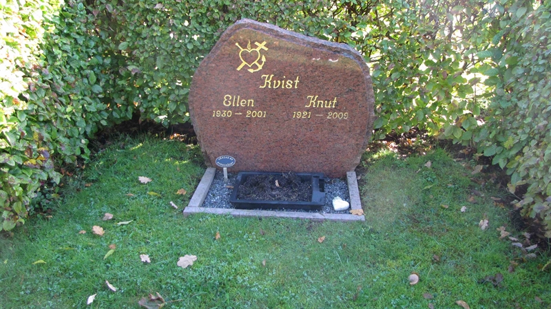 Grave number: HN BJÖRK    49, 50