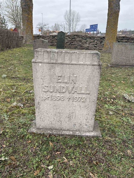 Grave number: LE 552