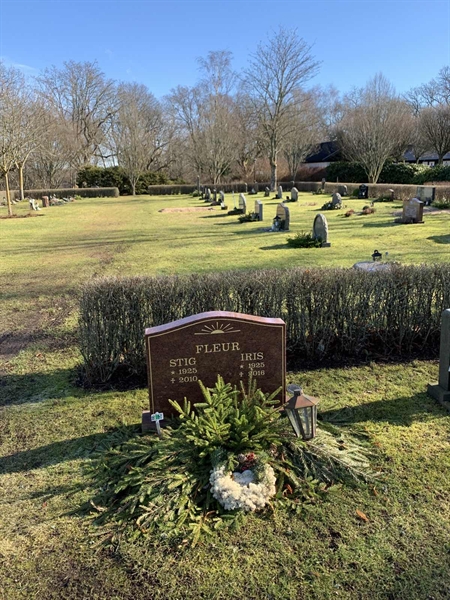 Grave number: SÖ S     5