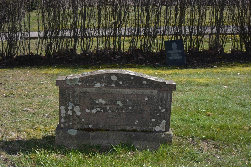 Grave number: B1 9    90