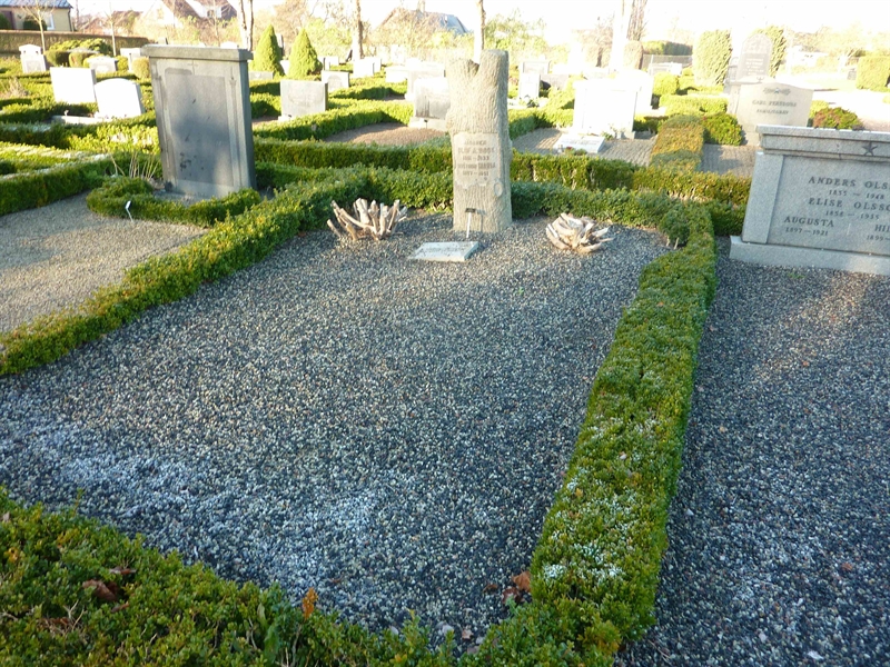 Grave number: VK D    31