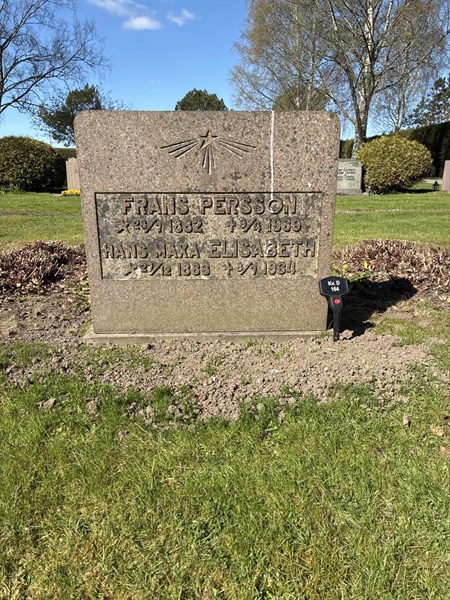 Grave number: 22 D   164