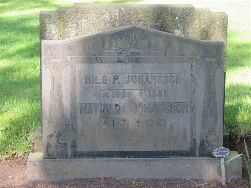 Grave number: HÖB 23    17