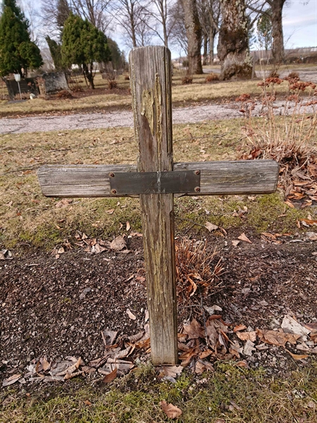 Grave number: 1 F   525
