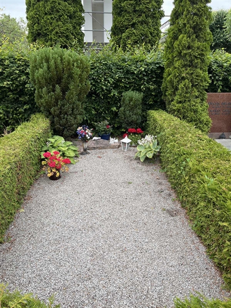 Grave number: NK I    32