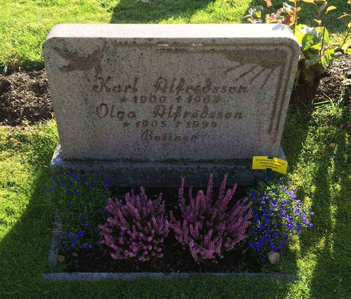 Grave number: 5 N N    62-63
