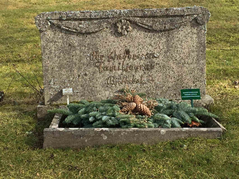 Grave number: 9 Ga 03    90
