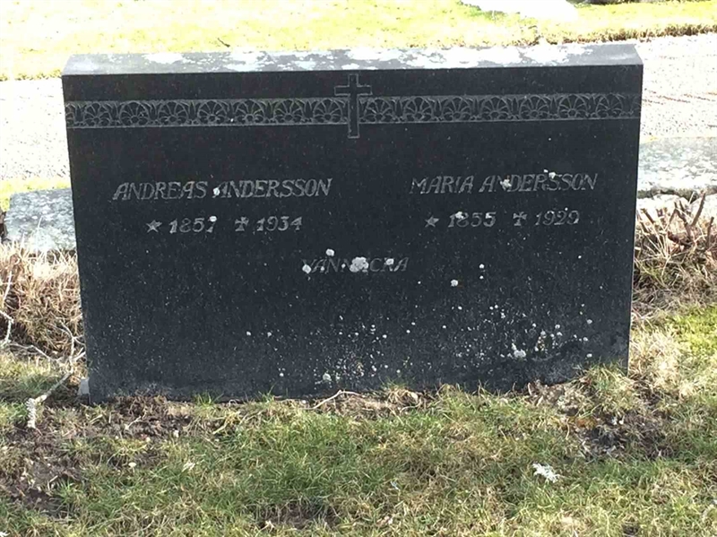 Grave number: 9 Ga 03    14