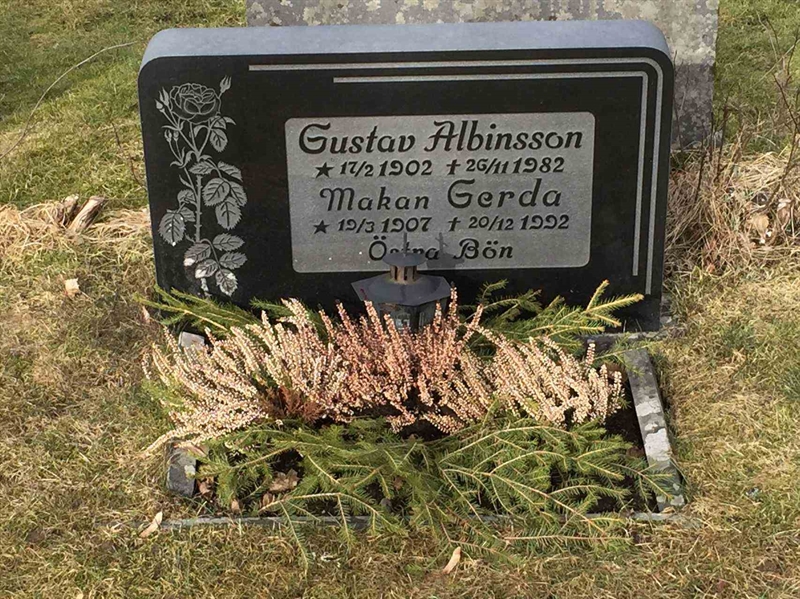 Grave number: 9 Ga 03   174