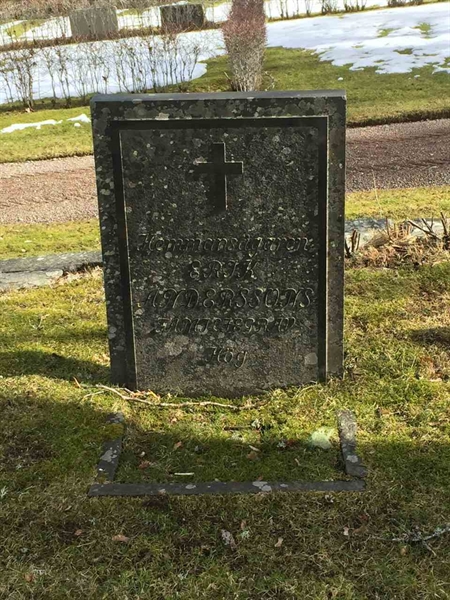 Grave number: 9 Ga 03     5