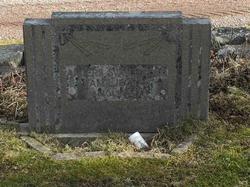 Grave number: 9 Ga 03    13