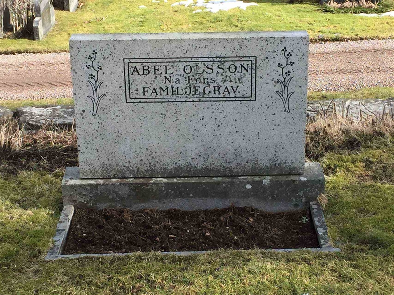 Grave number: 9 Ga 03    12