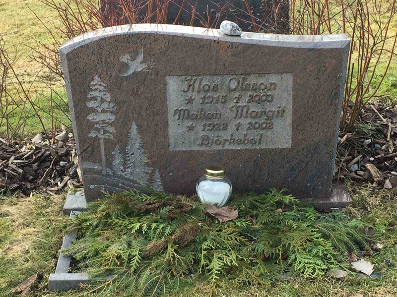 Grave number: 9 Nya 07    41-42