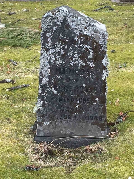 Grave number: 3 Ga 03    33-34