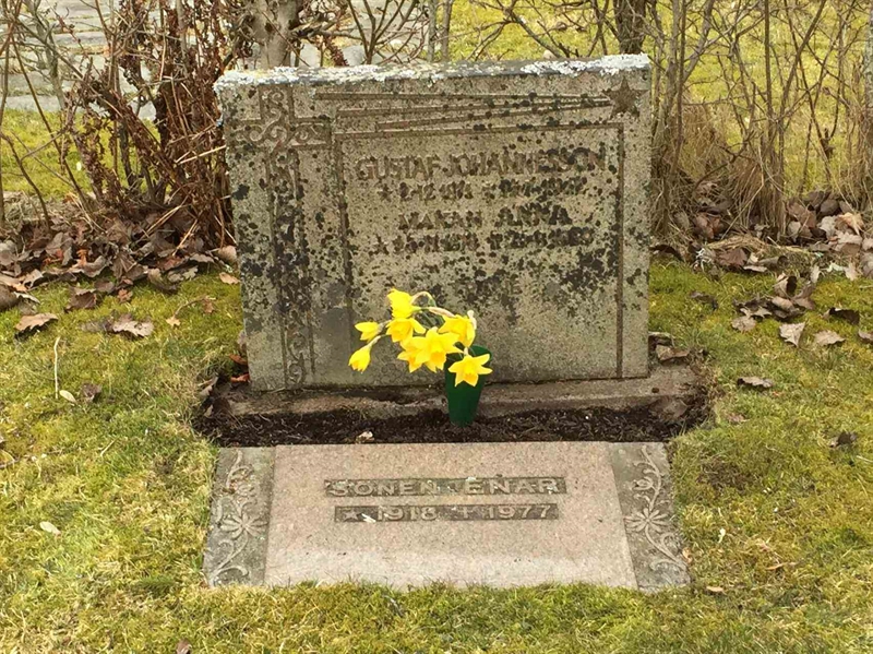 Grave number: 3 Ga 11    92-94