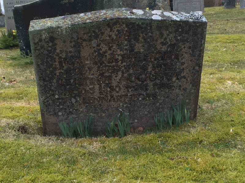 Grave number: 3 Ga 02    87-88