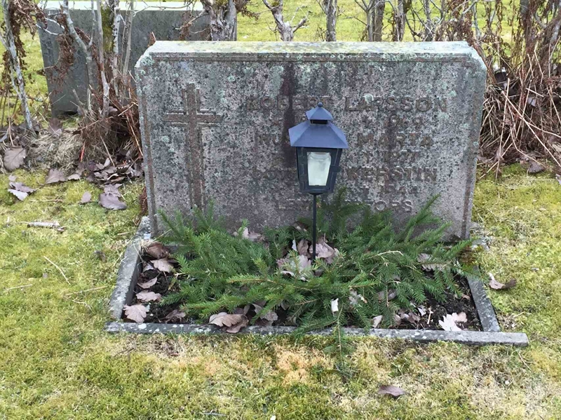 Grave number: 3 Ga 11    84-86