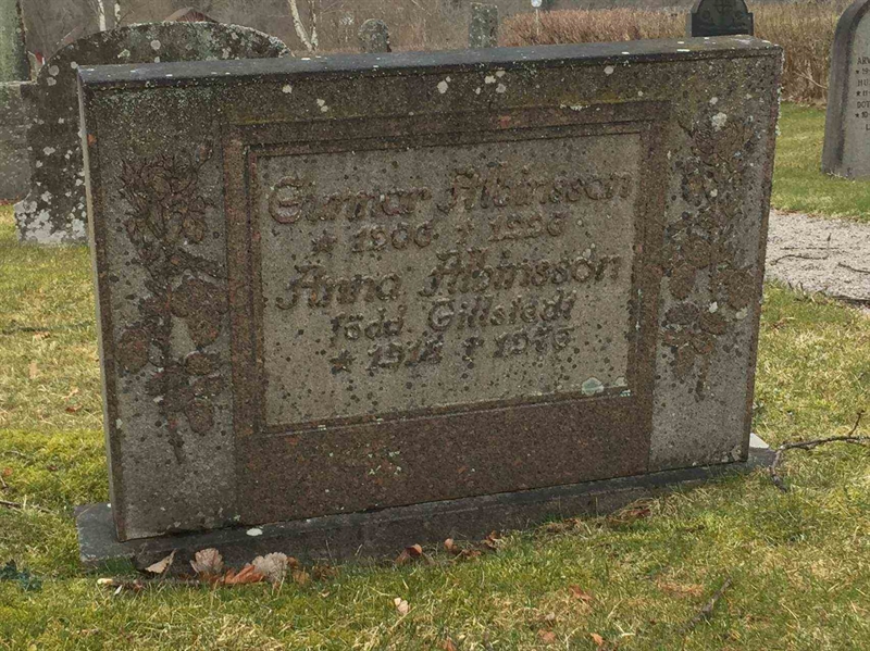 Grave number: 3 Ga 04    34-35