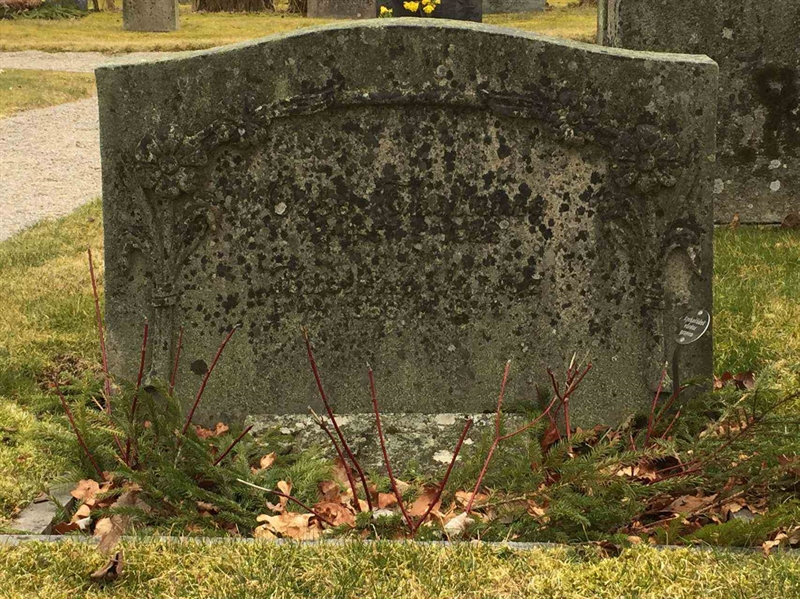 Grave number: 3 Ga 05    33-34