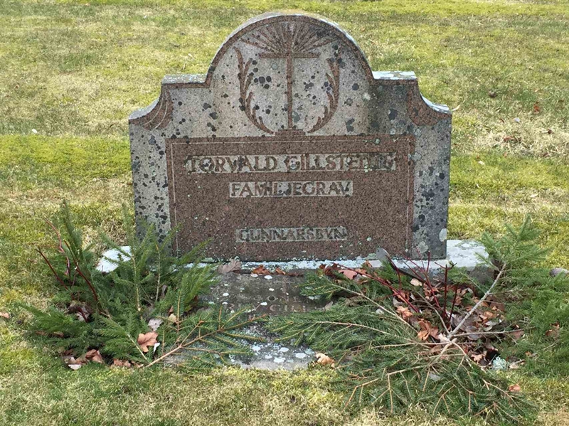 Grave number: 3 Ga 04    31-32