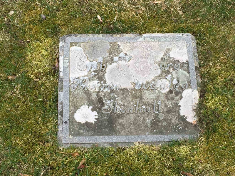 Grave number: 3 Ga 02    74-75