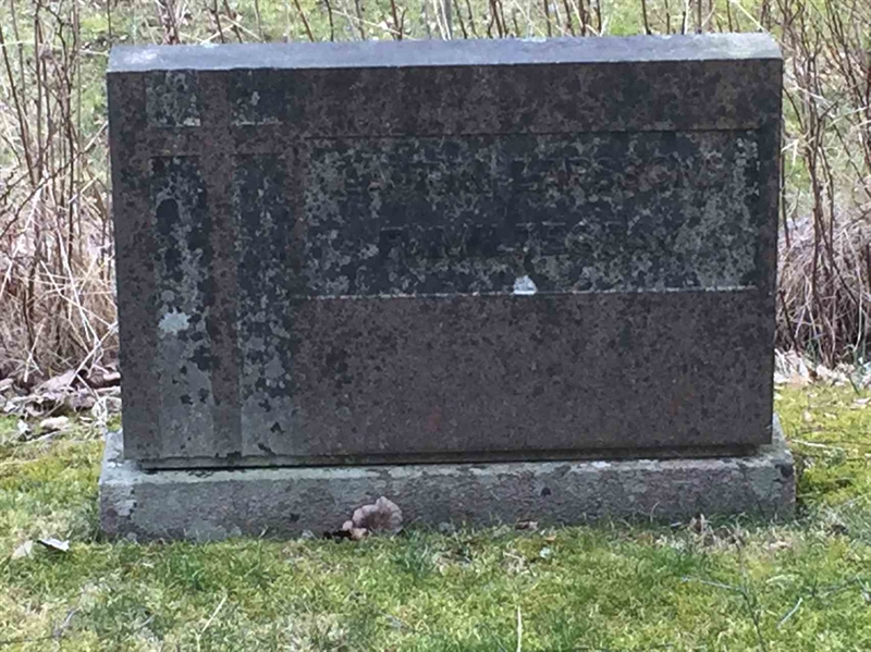 Grave number: 3 Ga 11    63-64
