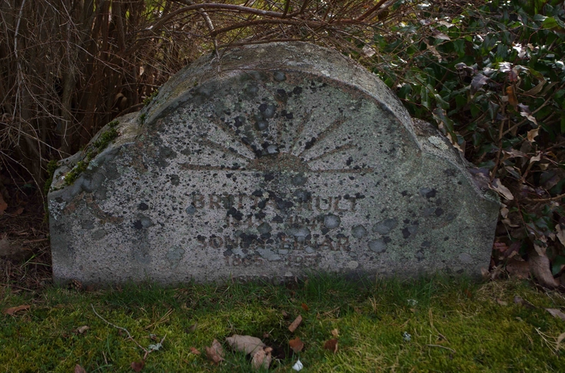 Grave number: 6 2    34