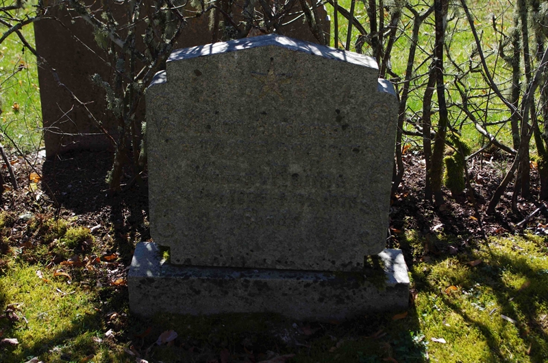 Grave number: 6 1   386-387