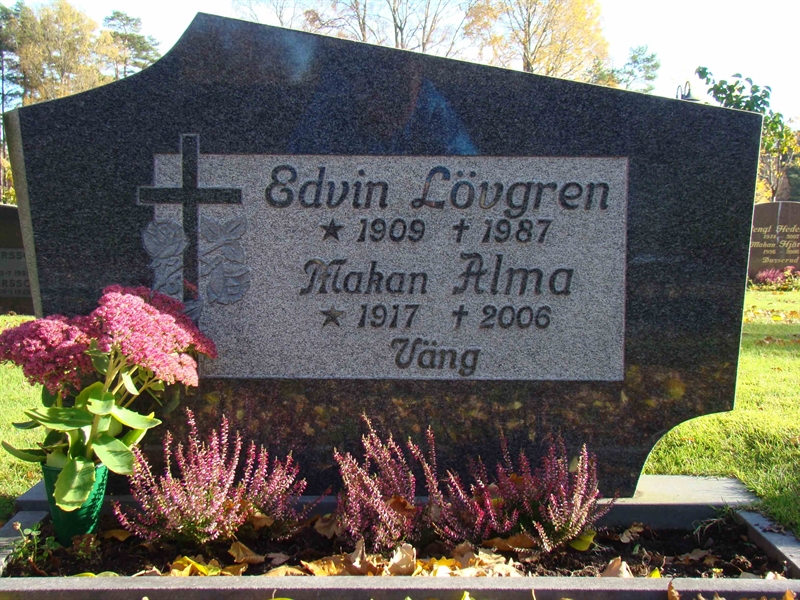 Grave number: 10 Vä 03     6-7