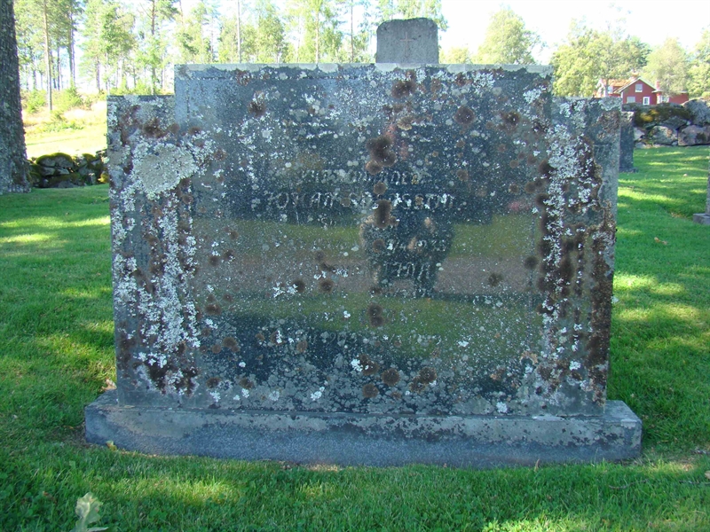 Grave number: 10 Vä 01    34