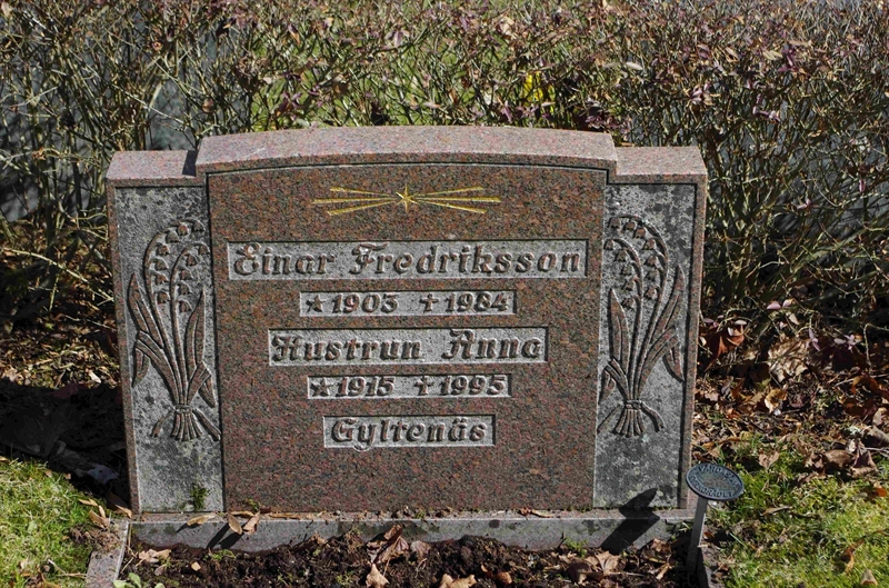 Grave number: 6 1   255-256