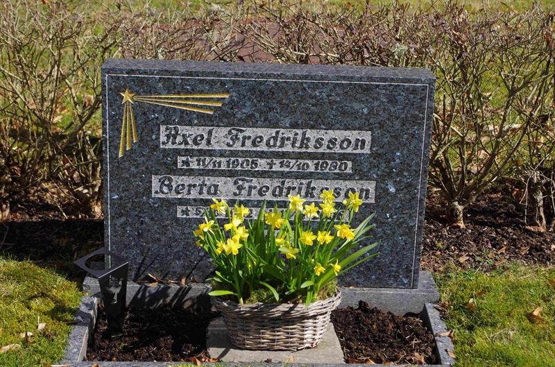 Grave number: 6 1   182-183